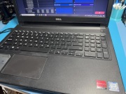 Dell Inspiron 15 3576 i5-8250U RAM 12GB SSD256GB Radeon 520 Full HD