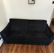Sofa 2-osobowa welurowa rozkładana - funkcja spania , czarna