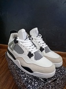 Sprzedam buty Jordan 4