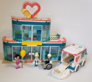 LEGO Friends - Szpital Heartlake 41394 – komplet z instrukcją
