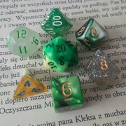 Kwaśne Żelki- mieszany zestaw 7 kości RPG