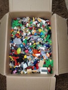 Sprzedam klocki Lego około 9kg