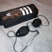 Okulary do pływania Adidas Performance + Etui