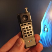 Zapalniczka  stara komórka 