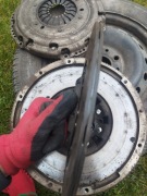 SPRZĘGŁO KOŁO DWUMAS CRAFTER 2  2.0 TDI  04L141031L