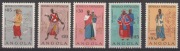 ANGOLA - FOLKLOR - STROJE LUDOWE - CZYSTE **