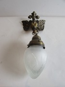 KINKIET POJEDYNCZY ORZEŁ Z KLOSZEM  ZE SZKŁA KRYSZTAŁOWEGO