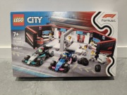LEGO city 60444 F1 Garaż i bolidy Mercedes-AMG i Alpine