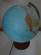 Globus podświetlany/lampka