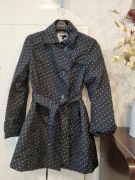 klasyczny francuski trencz w grochy quiosque 40