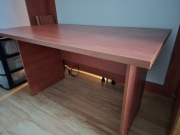 Biurko z płyty meblowej 70x125, grusza