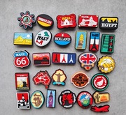 Przypinka ozdoba do butów typu crocs podróż kraje wakacje