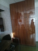 Duża szafa i dwie szafki 