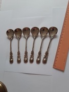 Zestaw łyżeczek platerowanych srebrem – HEFRA z różą Hildesheim