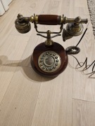 Telefon stacjonarny retro