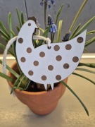 Drewniana kurka dekoracyjna biała