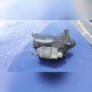 Rozrusznik Volvo V40 2.0T