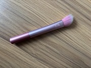 Real Techniques 430 pędzel do różu rozświetlacza