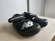 Sandałki new balance 24 czarne, 14cm