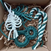 Zestaw dekoracji choinkowych makrama