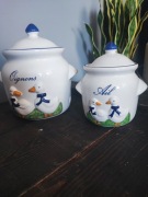 Ceramiczne pojemniki z gaskami sielskie wiejskie