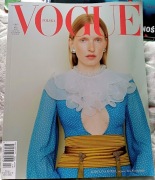 Vogue magazyn styl moda trendy ikony osobowosci wywiady kultura sztuka 