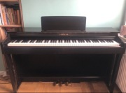 Pianino Yamaha CLP-652