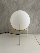 Lampa stołowa Alton mleczne szkło Nordlux lampka nocna