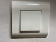 Zestaw Legrand Mosaic STARY TYP(2003)-Gniazdka,Włączniki,Ramki – ok.50 szt.