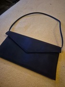 Czarna torebka wizytowa