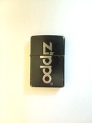 Oryginalna Zapalniczka Zippo Logo Lasered, Black Matte + knot 