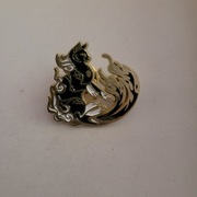 elegancki pin metalowy przypinka  KOT