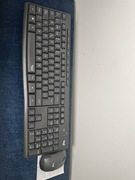 Zestaw klawiatura i mysz Logitech czarny Mk295