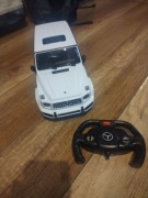 Mercedes. Auto zdalnie sterowane.