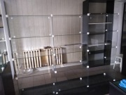 Szklana gablota wystawowa