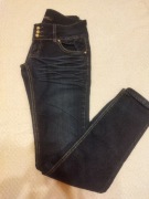 Ciemne granatowe spodnie jeansowe r.28