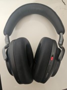 Bowers & Wilkins PX8 Special Edition 007 Bond 