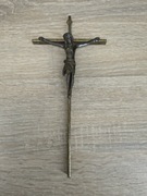 Krzyż z postacią Chrystusa – metalowy