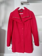 Ocieplany płaszcz damski czerwony 36 Merce 