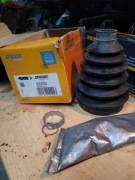 Osłona gumowa  Renault Saab Hyundai Spidan 22292