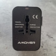 Adapter uniwersalny podróżny 