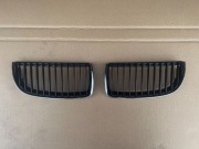GRILL nerki BMW e90 e91 2005-2008 przed liftem