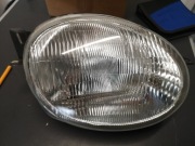 Lampa prawa przód Toyota Corolla E11 