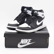 NIKE AIR JORDAN 1 RETRO HIGH OG DZ5485 010 Black&White r.EU42/US 8,5/26,5cm