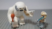 Lego Star Wars figurki Wampa plus Luke Skywalker 8089 Hoth