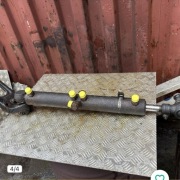 Siłownik skrętu osi przedniej MAN TGA