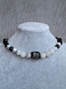 Naszyjnik z czarnych i białych kamieni, agat, lawa, howlit