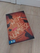 Książka, Wiem, że kłamiesz