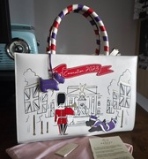 Skórzana kremowa biała torebka kuferek Radley London Limitowana 100% skóra