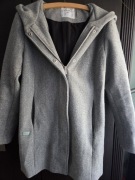 Płaszcz damski w stanie dobrym